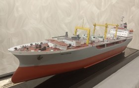 Модель большого морского танкера "Иван Бубнов"
