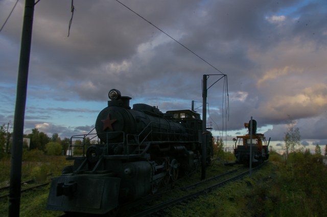 Диорама МЕТРО 2035 "Аврора ожидает дрезину Креста"