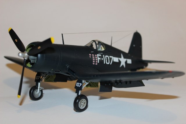 F4U-1D