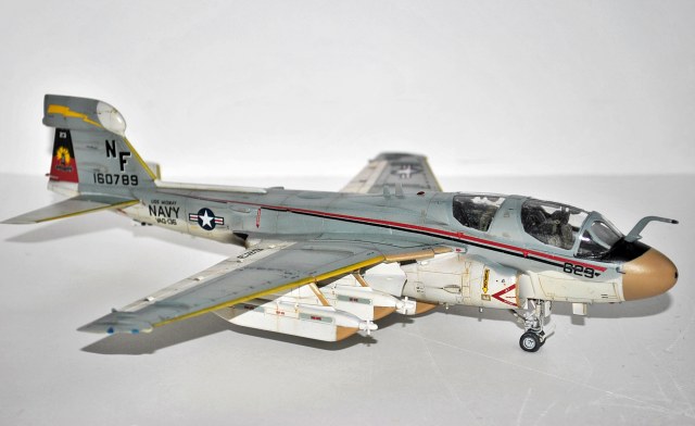 GRUMMAN EA-6B "PROWLER"