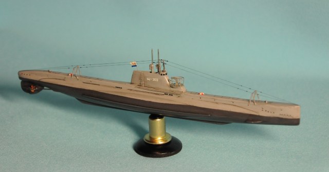 Щ-303. Подводная лодка типа "Щ" третьей серии. 1/350 MikroMir