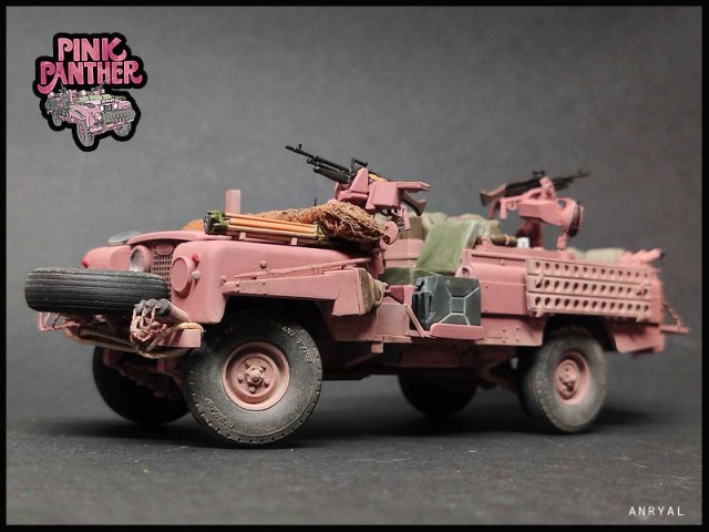 S.A.S. Land Rover "Pink Panther"