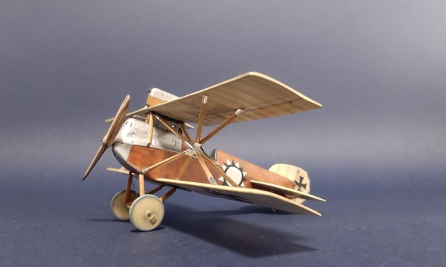 Hansa-Brandenburg D.I (KD series 28.15) (обр. 1916) (Flik 41J, пилот Frank Linke-Crawford, Sežana, осень, 1917)