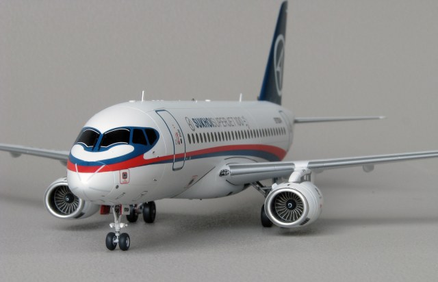 Сухой Суперджет SSJ-100