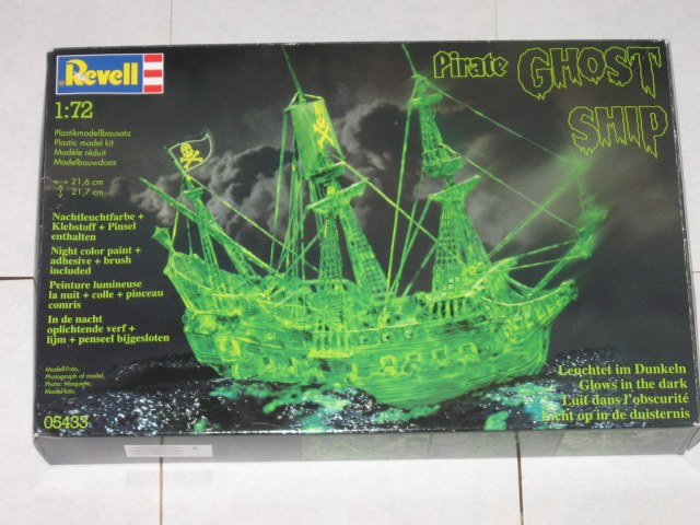 Pirate ghost ship (Revell, 1:72, 80-5433)