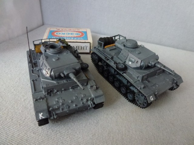 Дуэт-билд "Короткоствольные Тройки Вермахта(50мм) начала Великой Отечественной - Pz III ausf G и Pz III ausf H" 1/72