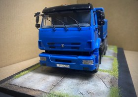 KAMAZ-65115 от компании "Звезда",