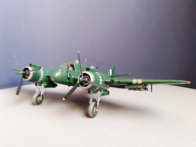 DAB Bristol Beaufighter Mk.21 (обр. 1944) (Индонезия, провинция Малуку, остров Моротай, 30 Sqn, 1945г.) (''OT-AS-ELL'', LY-M, codes A8-72) ("Ведьмин нос")