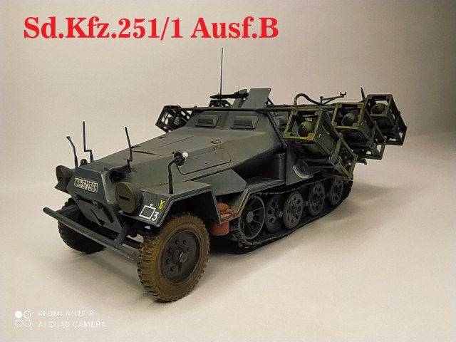 Sd.Kfz.251/1 Ausf.B "Stuka zu fuss"