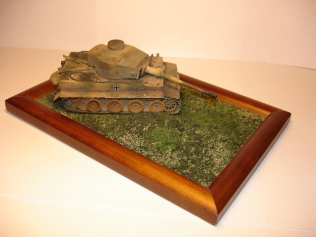 Эхо войны (подбитый Тигр)