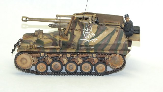 Немецкое 105-мм самоходное орудие "Веспе" (оса)