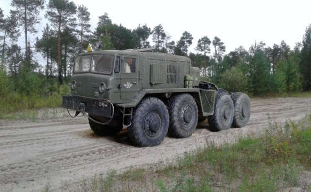 МАЗ-537 Г, с полуприцепом ЧМЗАП-5247Г