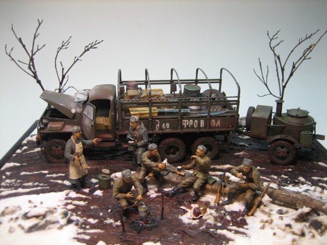 " Война - войной, а обед по распорядку "