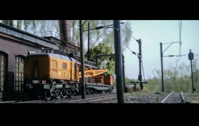 ЖД кран КДЭ-163