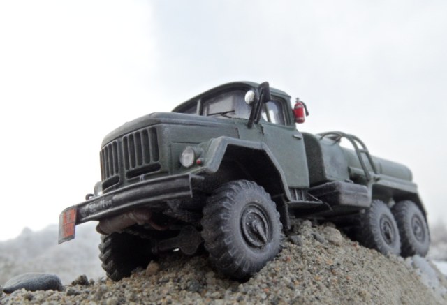 Зил 131 топливозаправщик.