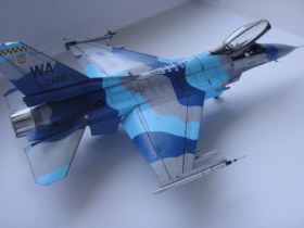 F-16 aggressor bl-42