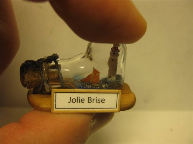 Jolie Brise and Fastnet Rock в бутылке