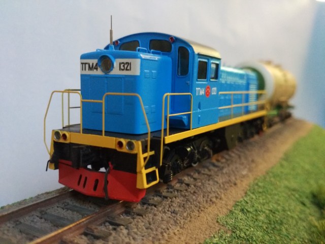 Тепловоз ТГМ4