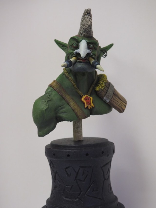 Тролль-воин из WOW.