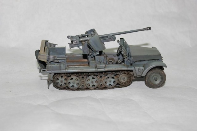 Sd.kfz 10 Demag D7