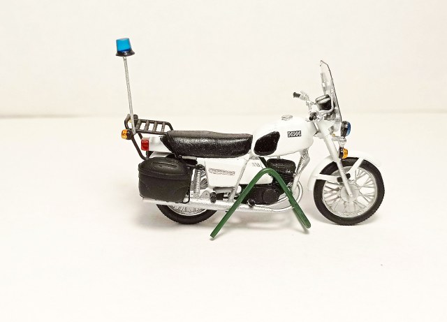 Мотоцикл ИЖ Планета 1/43