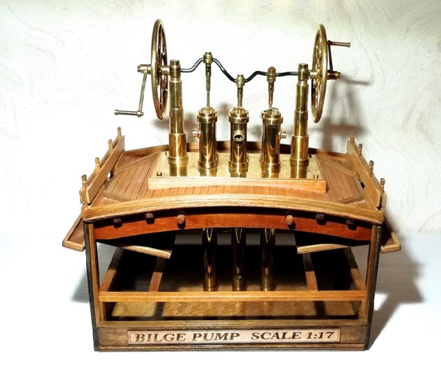 BILGE PUMP Трюмная помпа