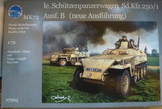 Sd Kfz 250 /1 ausf D neue       1/72