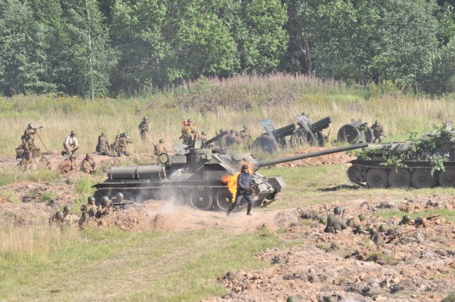 Поле Боя 2015