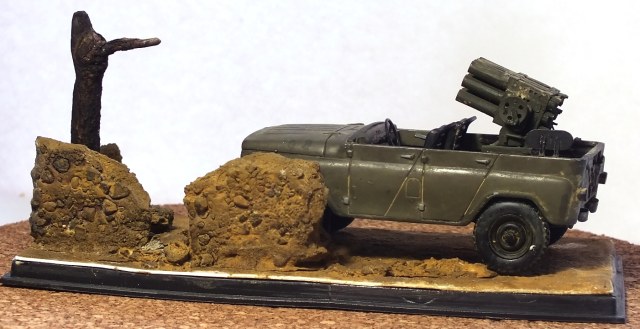 Уаз- 469 с китайской РСЗО TYP 63. Масштаб 1/43