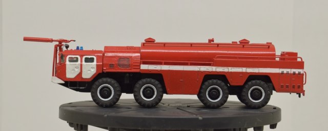 Тяжёлый пожарный аэродромный автомобиль АА-60-160