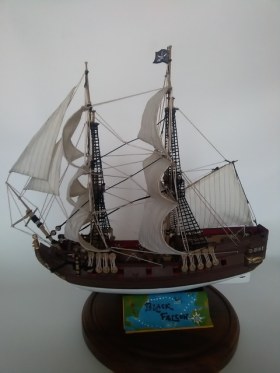 Пиратский бриг "Черный Сокол" 1/150