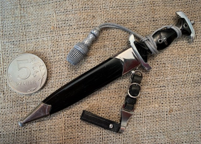 Миниатюрный кинжал "ваффен сс "