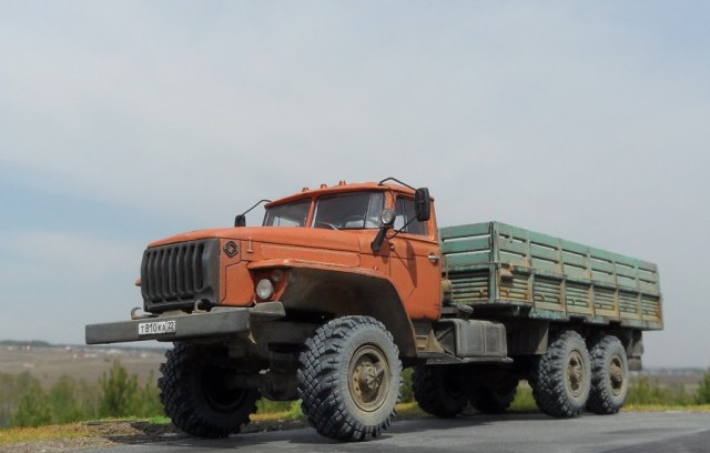 Урал 4320-0911 бортовой