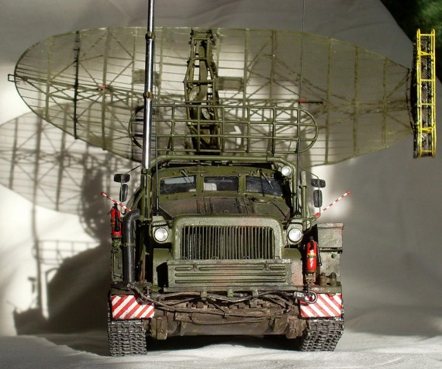 Станция обнаружения и целеуказания П-40 «Броня».