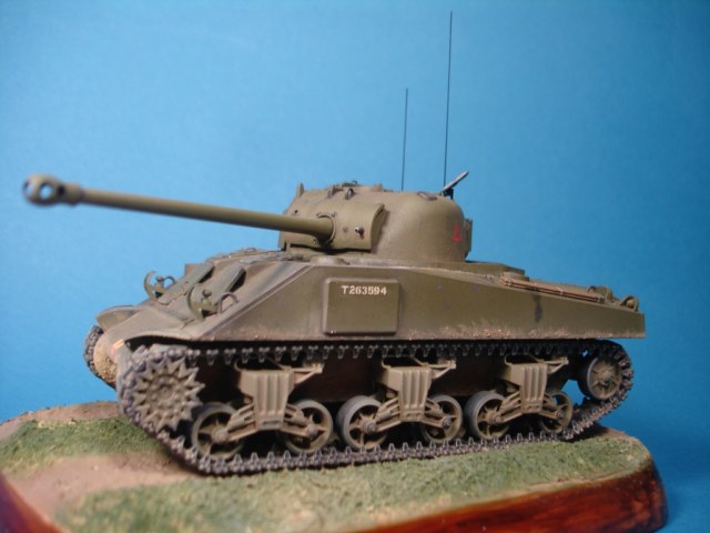 British SHERMAN Ic Firefly
