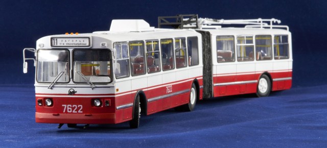 ЗИУ-10 (ЗИУ-683)