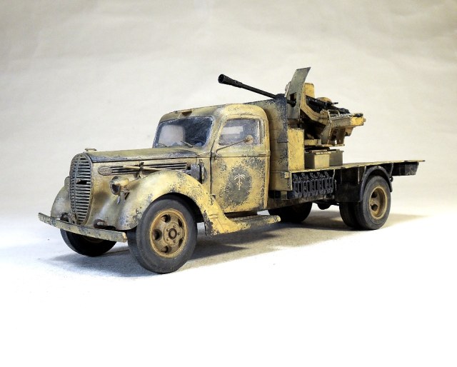 Ford G917T( 3.7cm FLAK37)