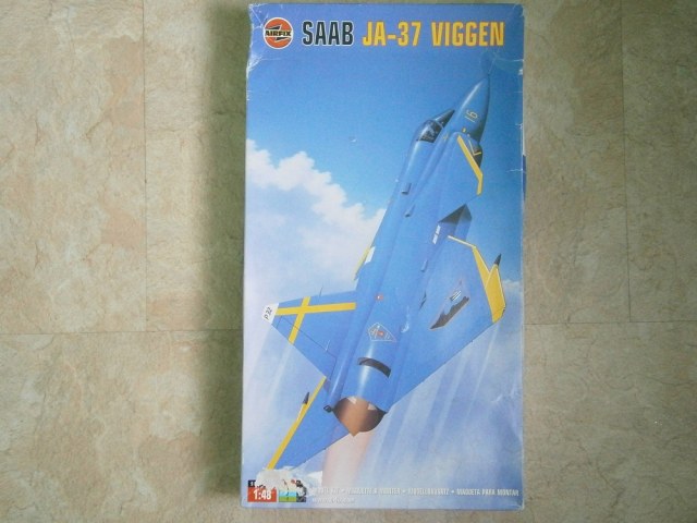 SAAB  JA-37  VIGGEN    1/48 масштаб