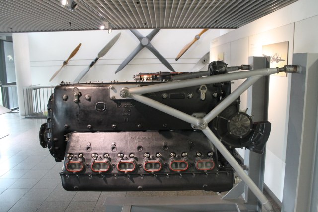 Двигатель DB-601A