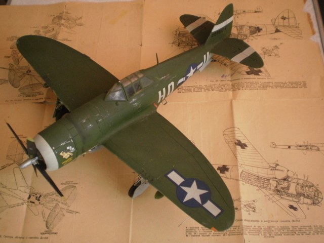 Американский истребитель П-47 Тандерболт.