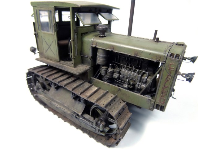 Советский трактор ЧТЗ С-65 "Сталинец" 1/35