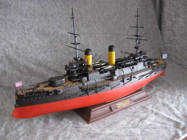 Российский броненосец "Бородино"