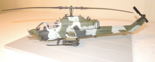 AH-1W
