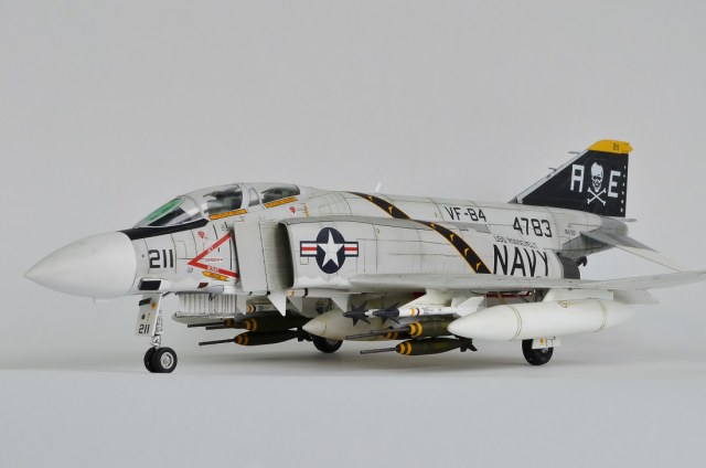F-4J Phantom ll " Jolly Rogers"