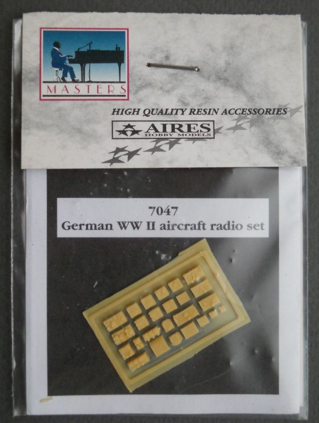 German WWII aircraft radio set
