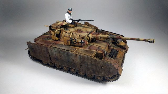 Pz.Kpfw.IV Ausf.J Last