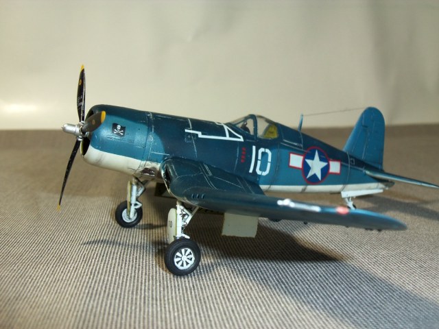 Corsair F4U-1