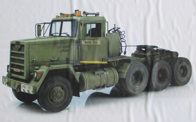 M920 8x6 Medium Equipment Tractor