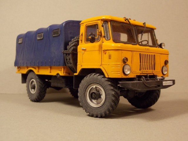 Газ-66 (не зелёный)