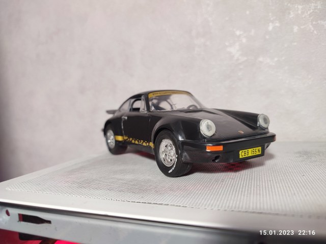 Порш Каррера